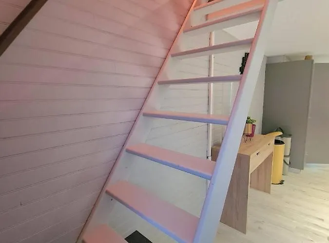 Udon-thani De Groupe A 4 Min Du Puy Du Fou * Les Épesses