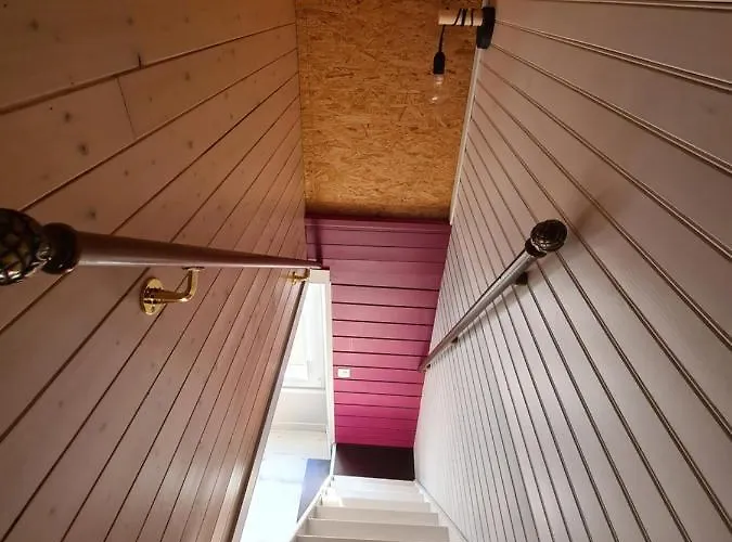 Udon-thani De Groupe A 4 Min Du Puy Du Fou *