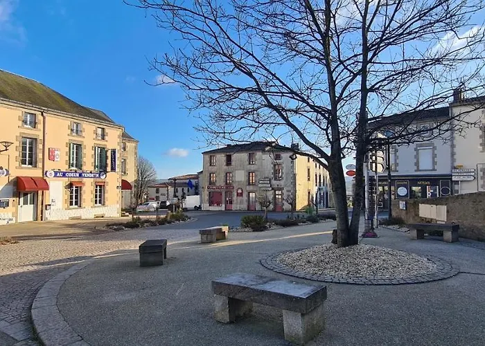 Udon-thani De Groupe A 4 Min Du Puy Du Fou דירה Les Épesses