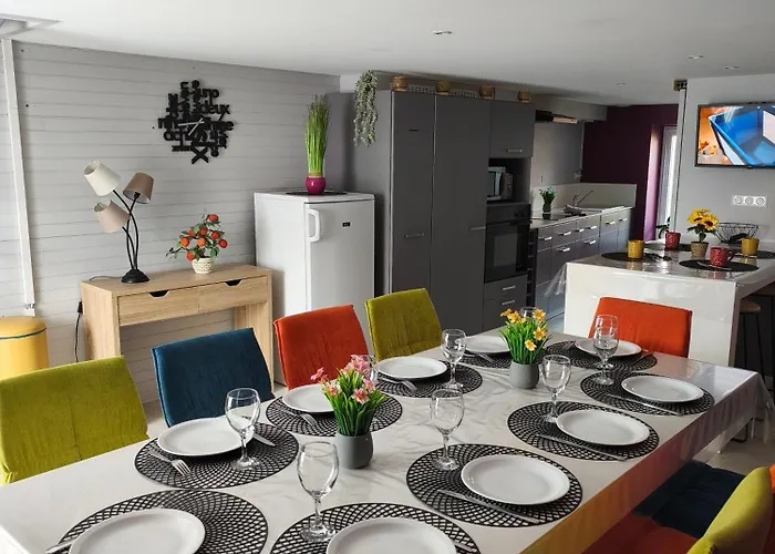 Udon-thani De Groupe A 4 Min Du Puy Du Fou * Les Épesses