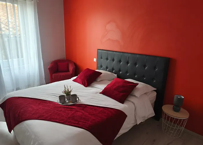 Udon-thani De Groupe A 4 Min Du Puy Du Fou Les Épesses