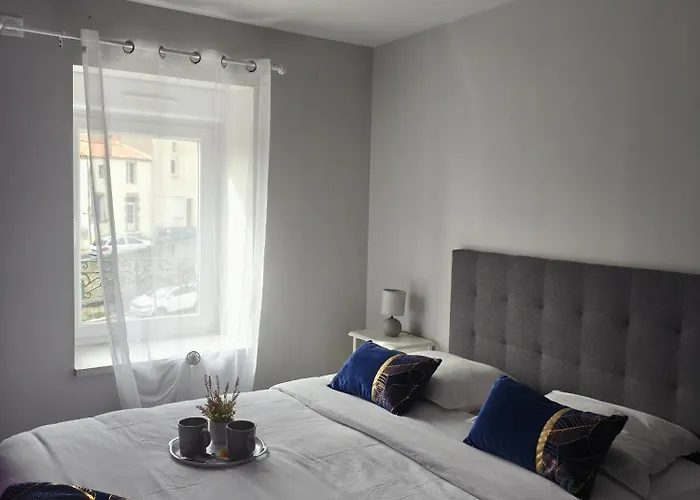 דירה Udon-thani De Groupe A 4 Min Du Puy Du Fou