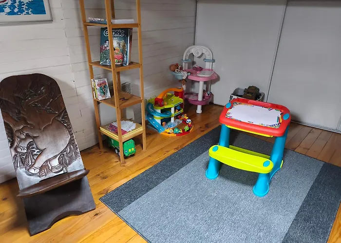 Udon-thani De Groupe A 4 Min Du Puy Du Fou *