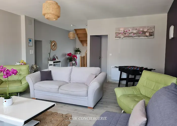 Udon-thani De Groupe A 4 Min Du Puy Du Fou * Les Épesses